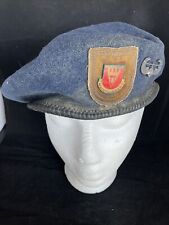 WWII BLUE BERET WITH RARE UNKNOWN PATCH AND AIR ASSAULT WINGS. picture