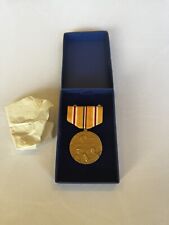 WW2 US Marine Corps Asiatic-Pacific Theatre Campaign Medal in Original Box picture