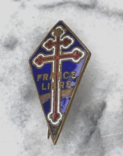 WW2 ERA Free France Military Badge Lapel Pin Eenamel FRANCE LIBRE Reg'd No 83830 picture