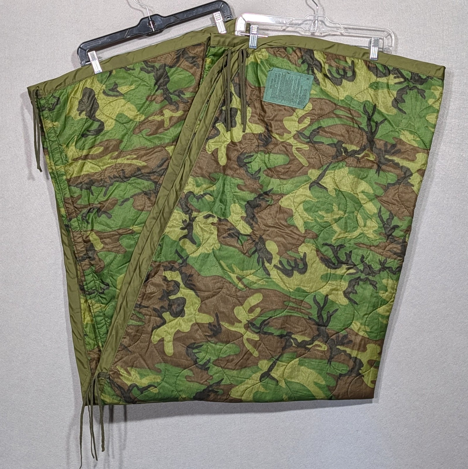 VTG 1972 U.S. Military Vietnam Era ERDL Camo Poncho Liner Center Seam Woobie DSA
