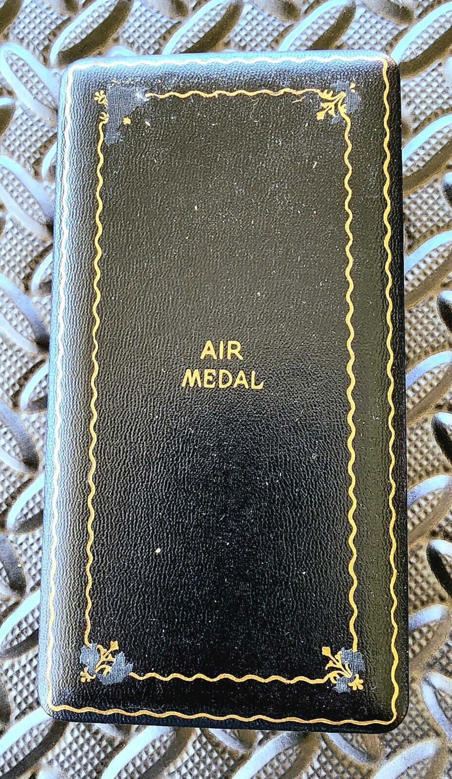 WW2 Air Medal Coffin Style Case - WWII -Air Corps - No Medal Case Only