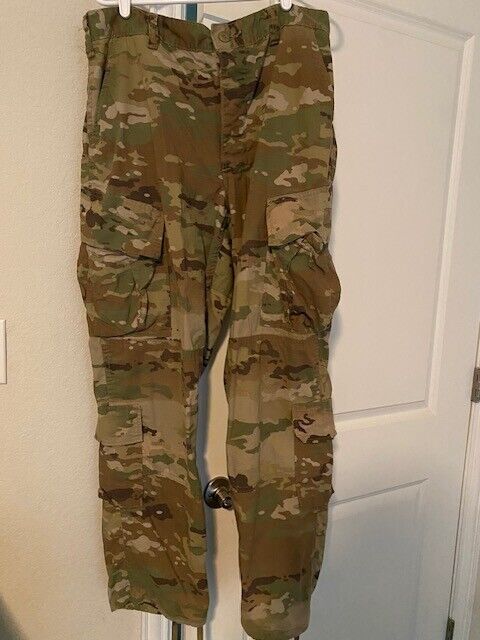 US Army Flame Resistant Multicam OCP Combat Pants Trousers Medium Regular used