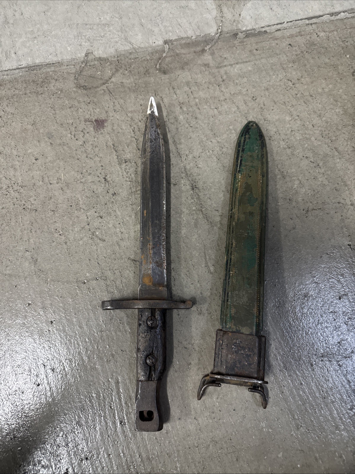 ROSS RIFLE CO BAYONET