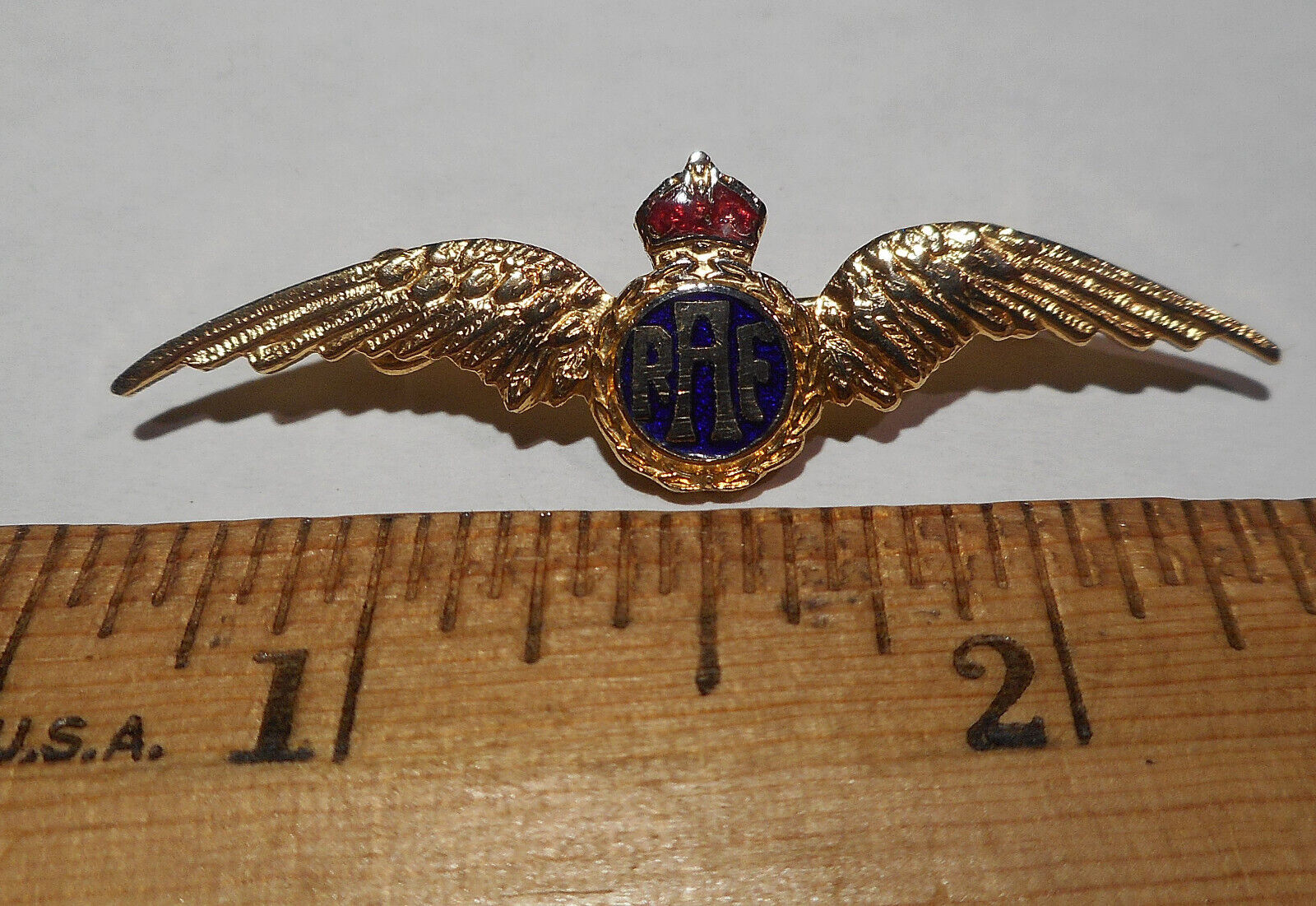 Vintage Goldtone RAF Royal Airforce Wings UK Sweetheart Pin