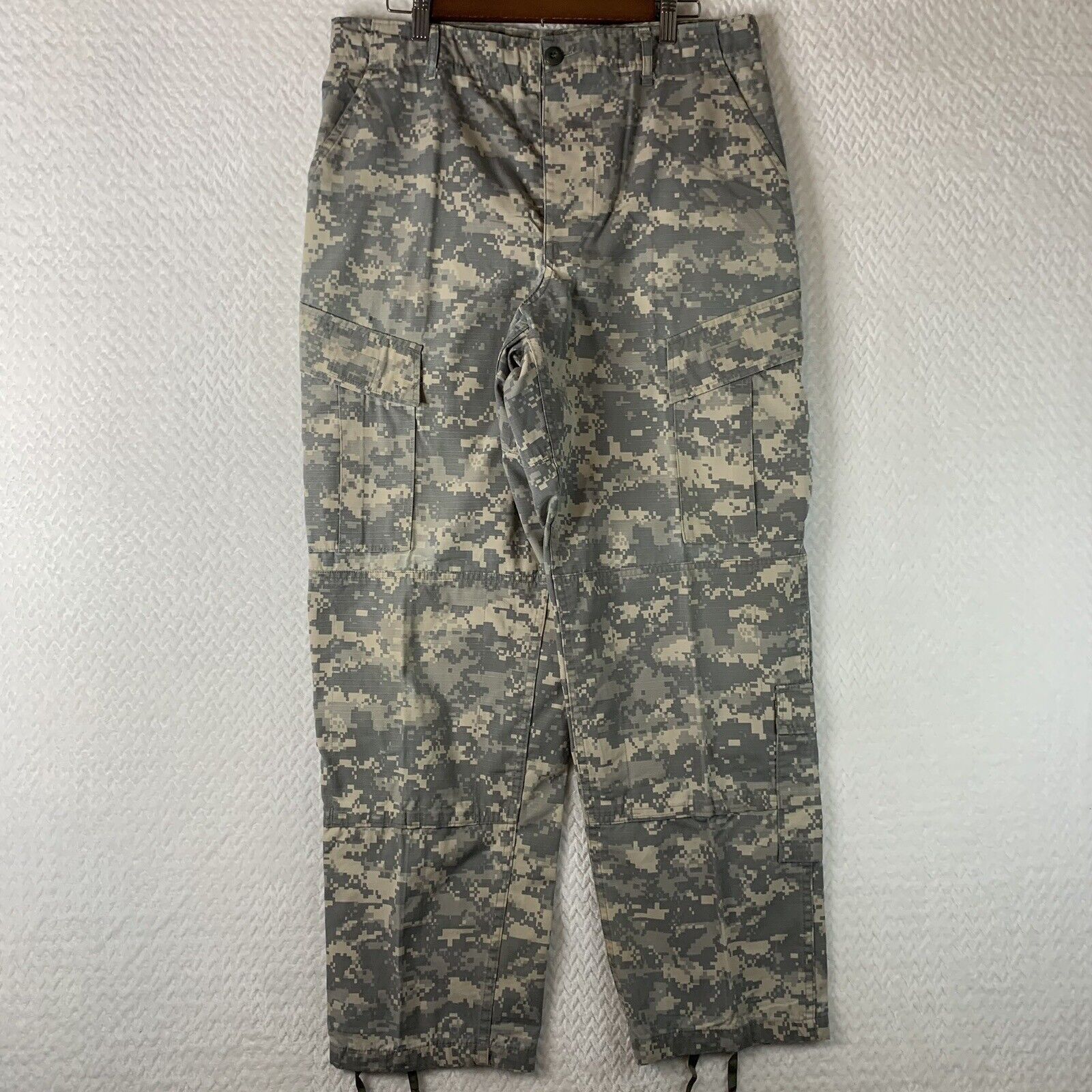 Military ACU Ripstop Cargo Pants Trousers Digital Camo Size Medium Regular
