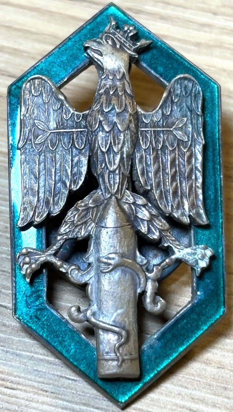 WW2 Polish Army Metal Badge Gas School of the Second Polish Republic Lipczyński