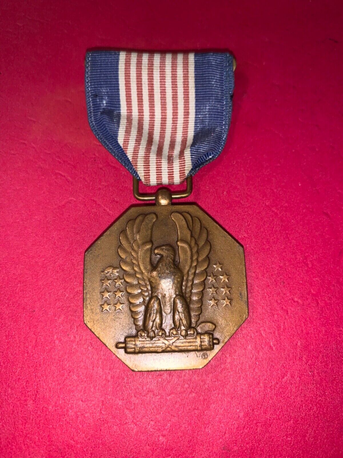 US WWII SOLDIERS MEDAL GOOD OVERALL AGE PATINA ARMY MILITARY AWARD DECORATION US
