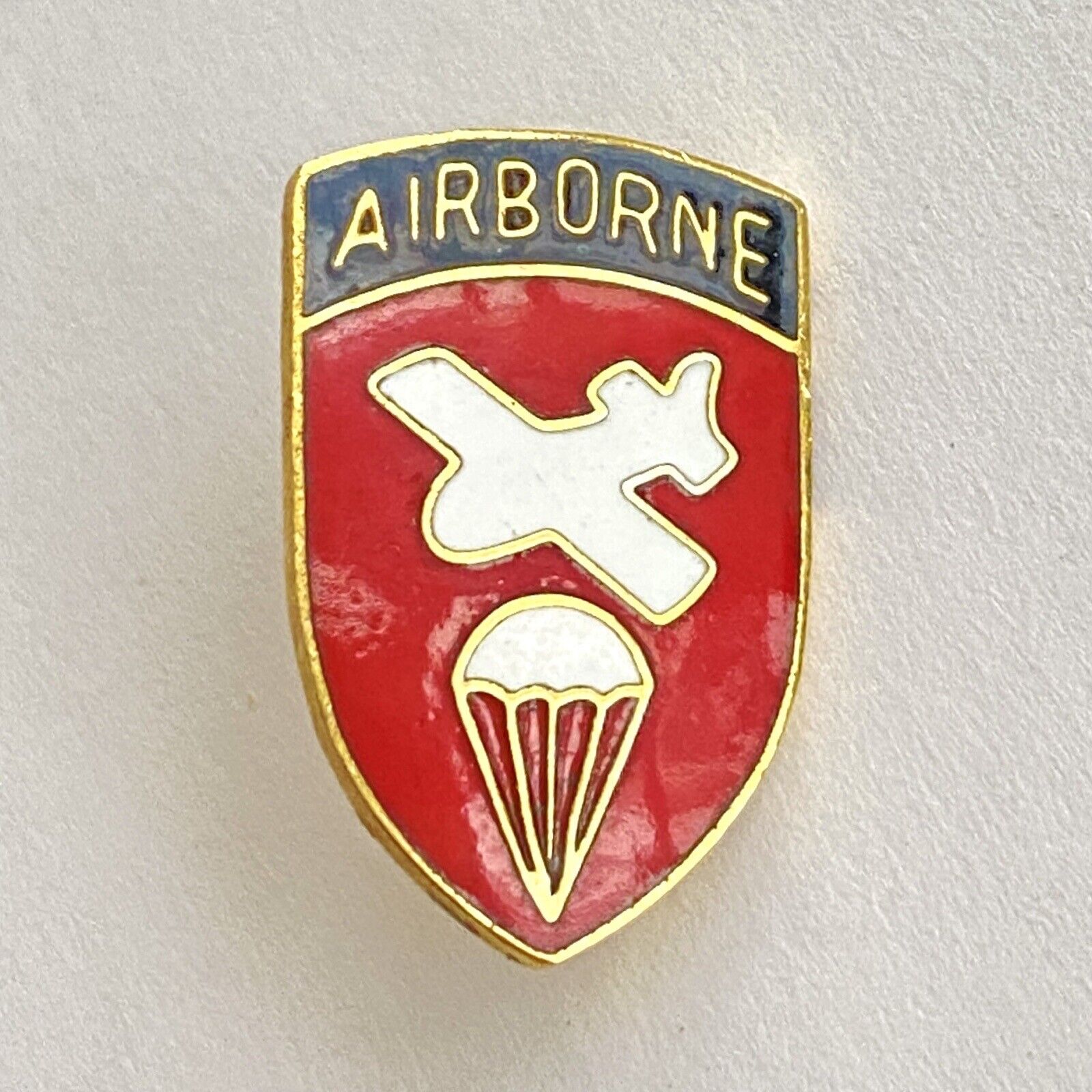 US Army WWII Airborne Command Paratrooper Parachute Infantry Enamel Pin 1in