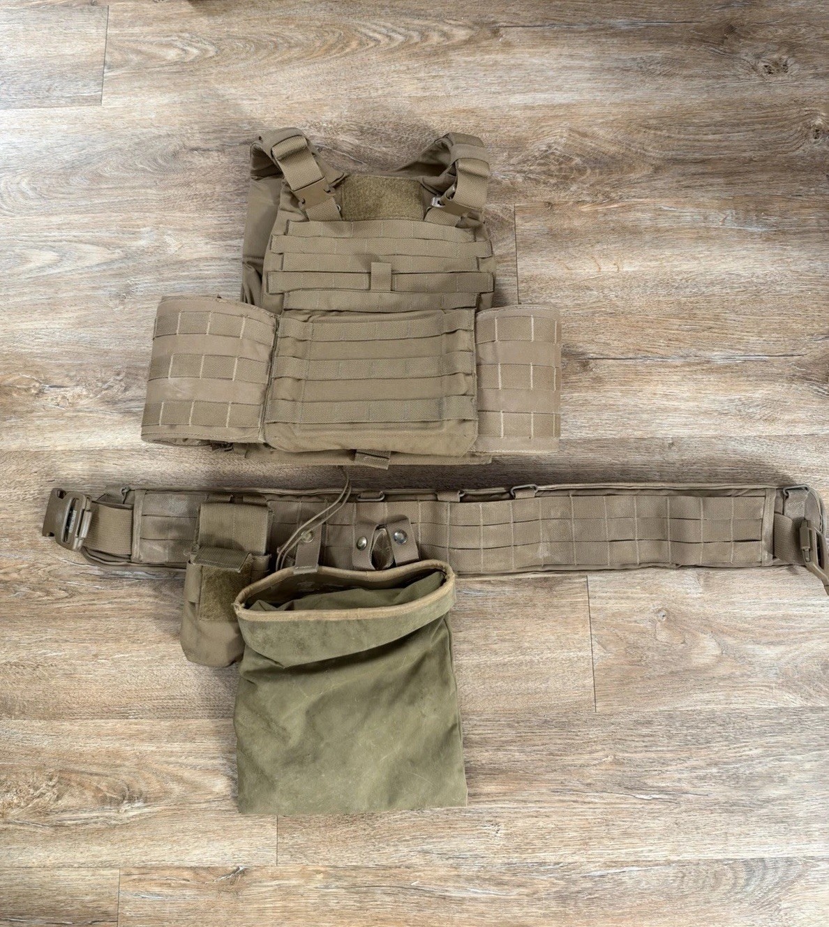 USMC PC GEN 2 W/ USMC Padded Belt Size Medium W/ Accessories (No Soft Armor)