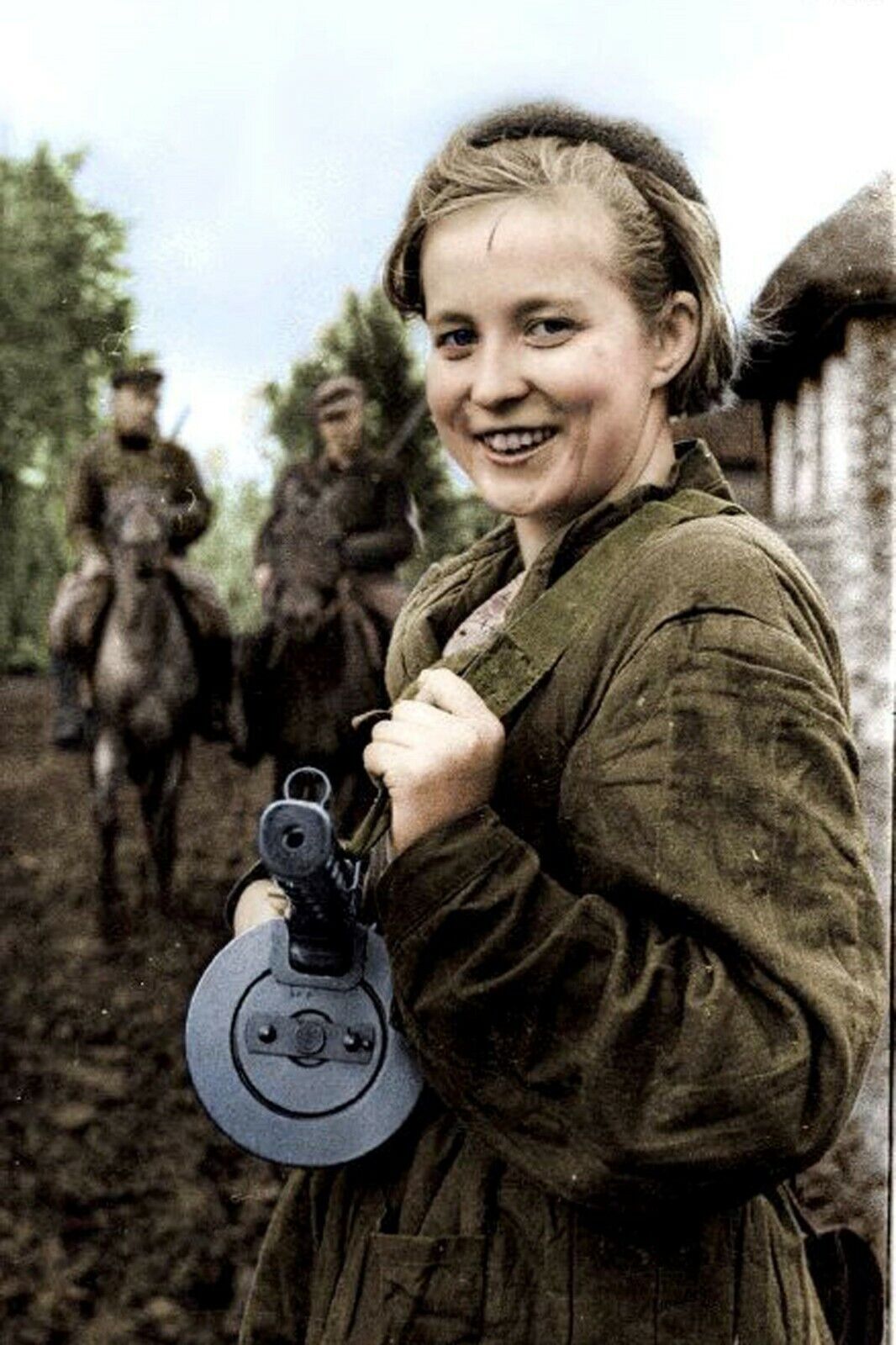 female partisan in the Soviet Union WW2 Photo Glossy 4*6 in ε015