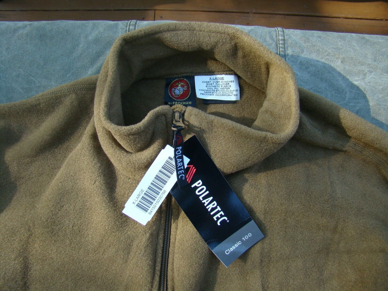 Extra Large USMC Coyote Brown Polartec® Fleece Pullover Jacket  - New in package