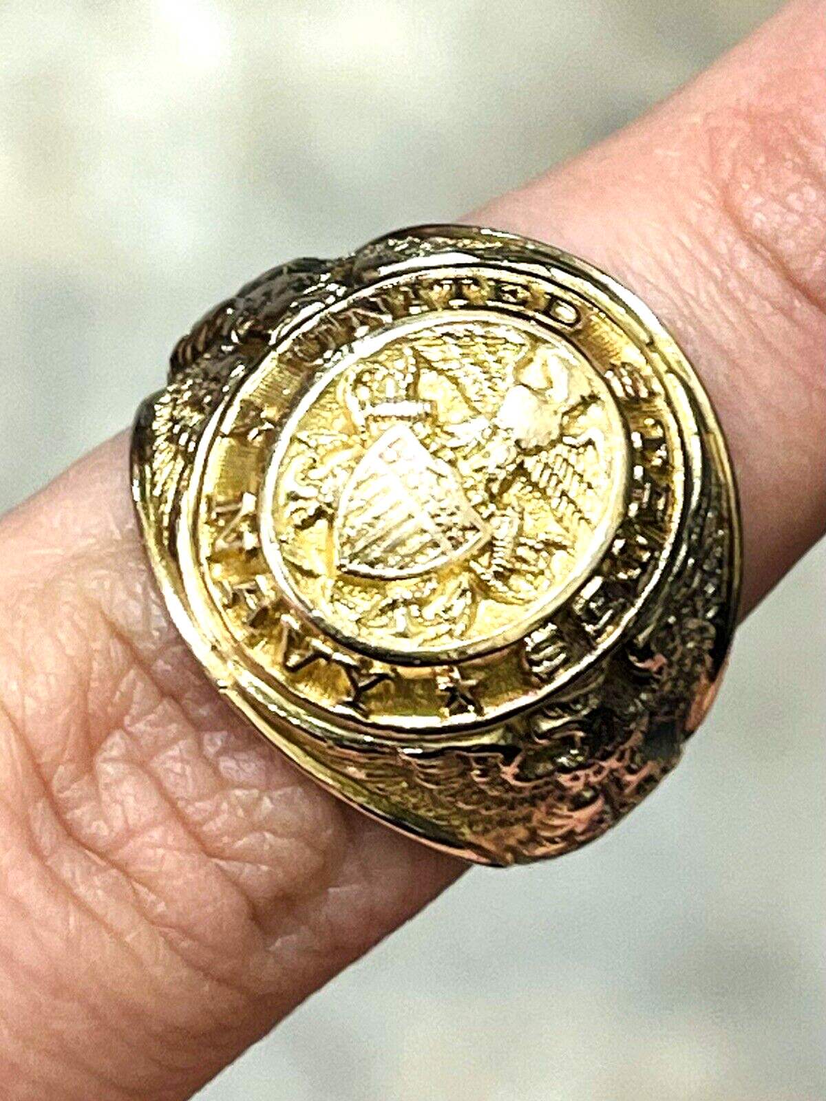 United States Navy Coat of Arms Ring 10k Yellow Gold Size 7.5 Military Keepsake