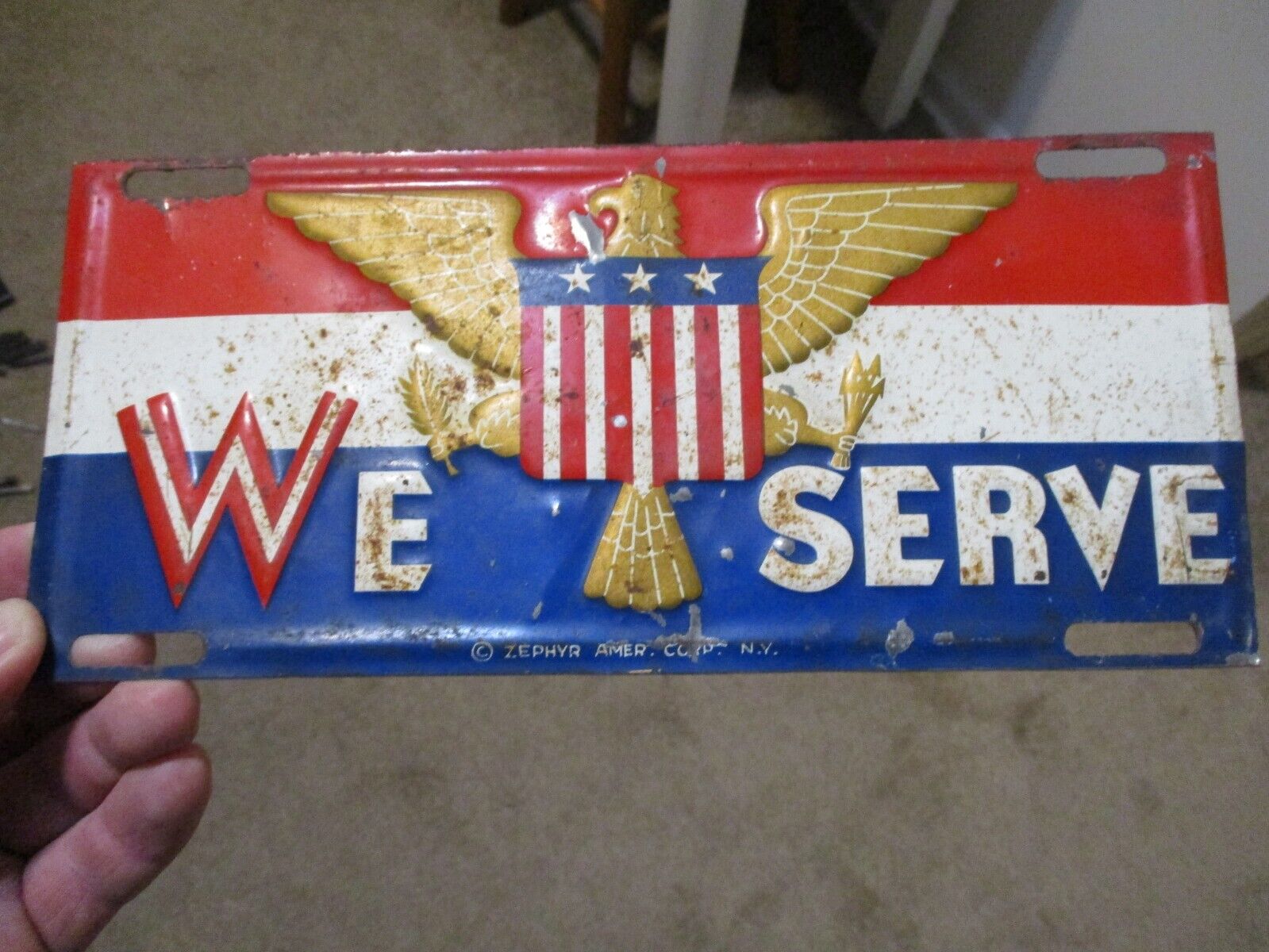 RARE 1941-1945 WW2 WARTIME WE SERVE USA MILITARY LICENSE PLATE TOPPER  ZEPHYR CO