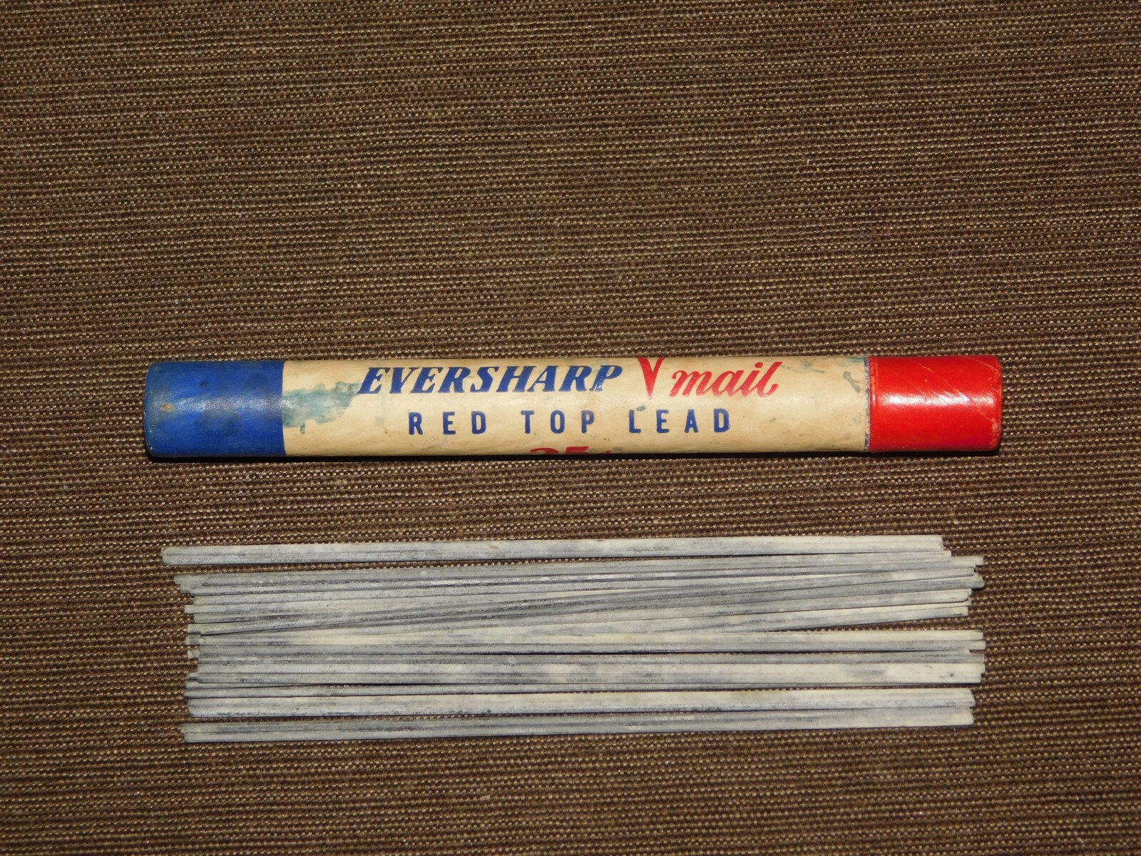 VINTAGE WWII HOME FRONT SOLDIER  LETTERS  EVERSHARP V MAIL RED TOP LEAD 4"