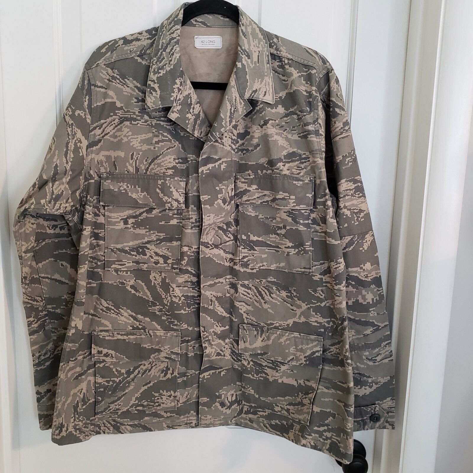 Air Force Mens Military Camoflauge Utility Coat Jacket 42 LONG Hunting Button Up