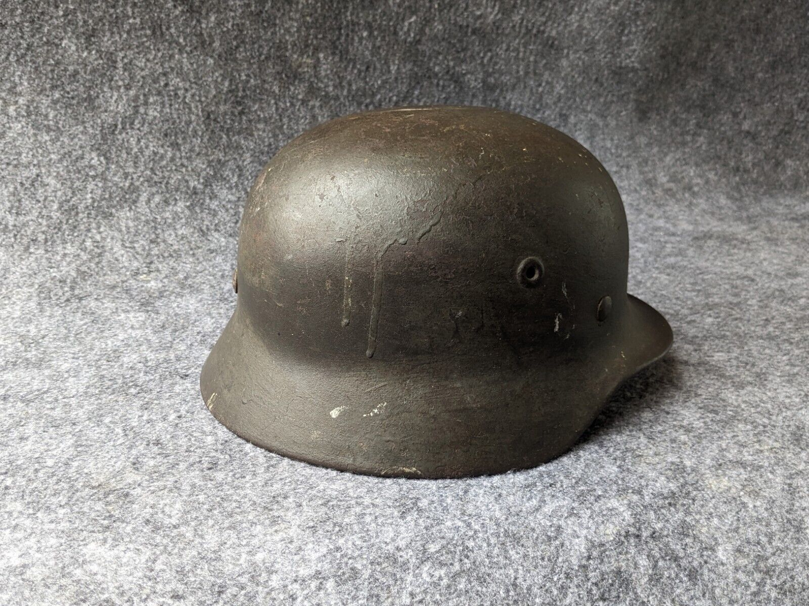 WW2 German Heer Helmet M40 Heavy Pour Paint Camouflage