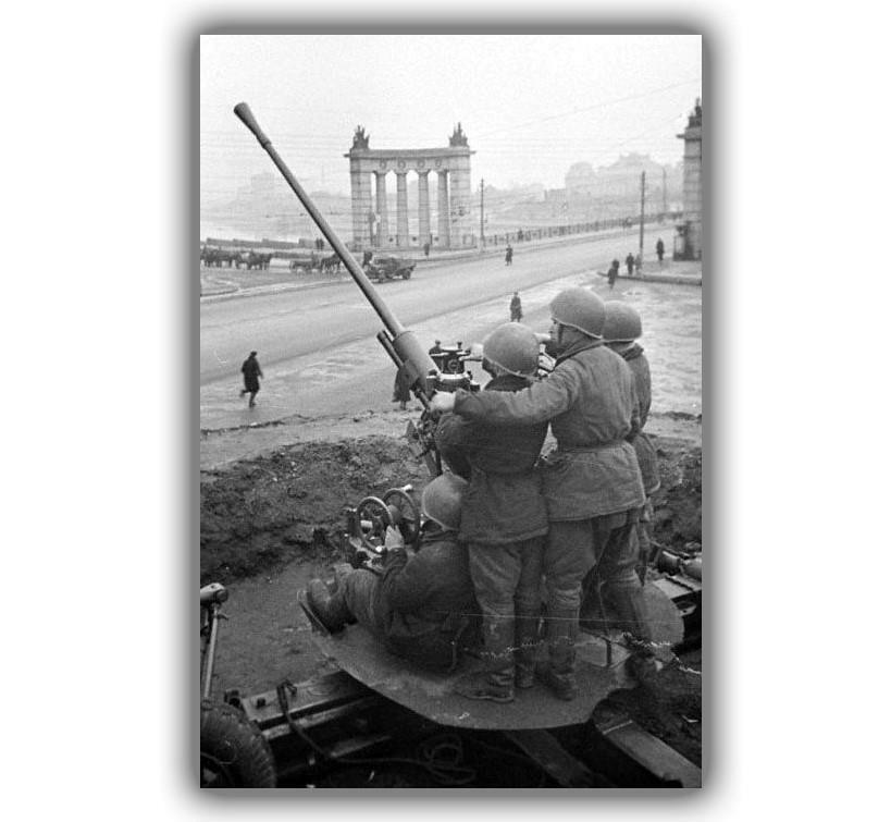 War Photo moscow anti aircraft gun Soviet Union WW2 4 x 6  inch M