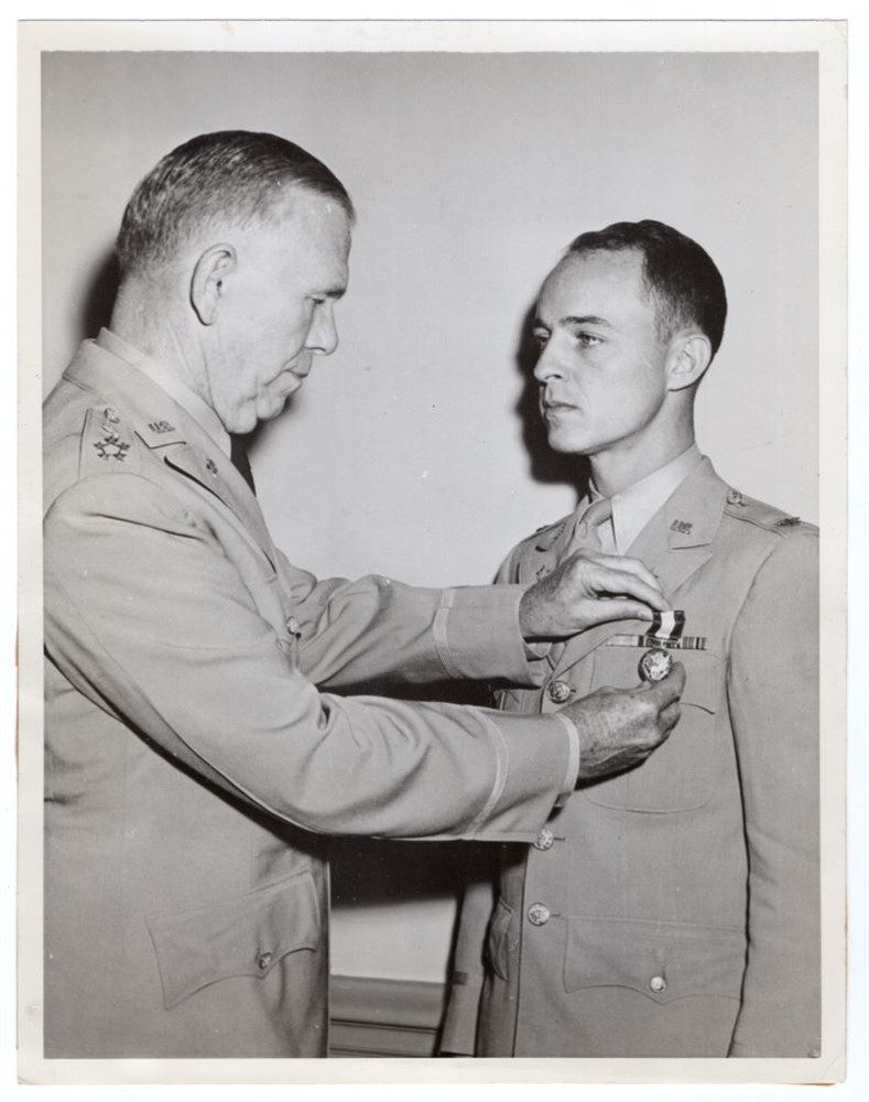 1944 General George Marshall Awards DSM to Col. Frank McCarthy in DC News Photo