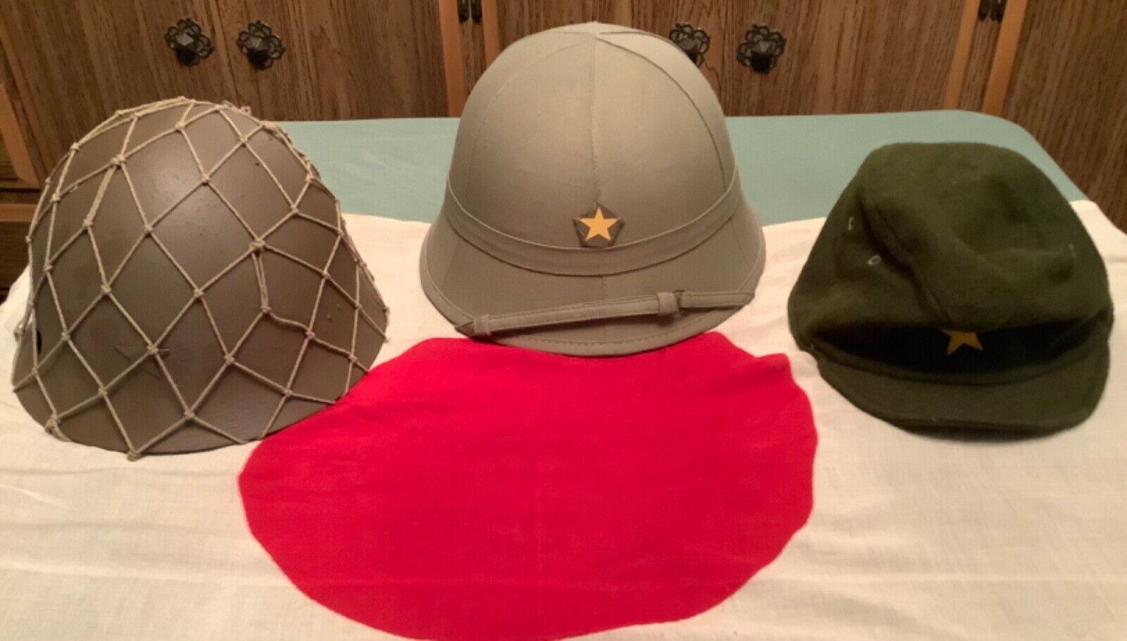 ORIGINAL WWII JAPANESE ARMY COMBAT HELMET SHELL + EXTRA REPRO HEADGEAR & FLAG