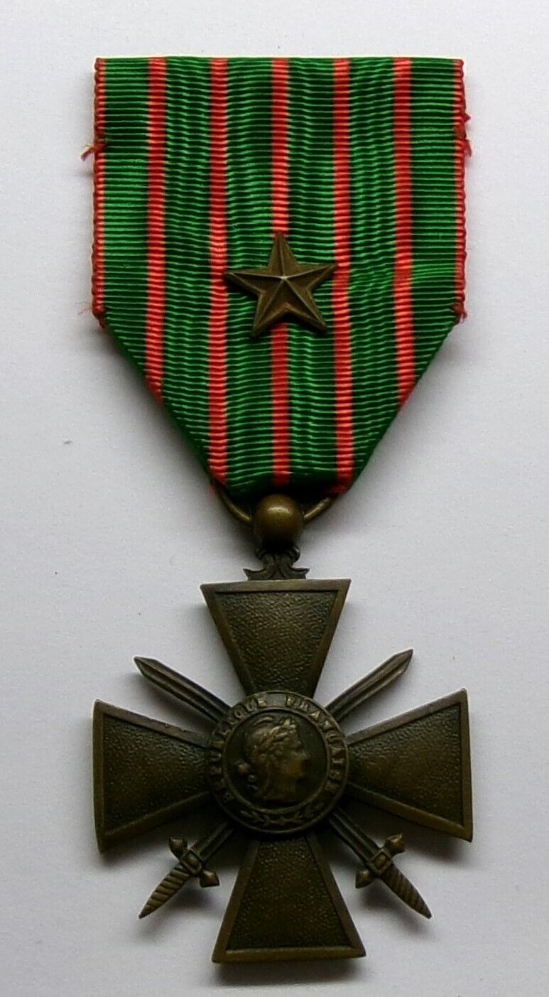 VINTAGE WW I French Croix de Guerre Medal War Cross 14-16  BRONZE STAR