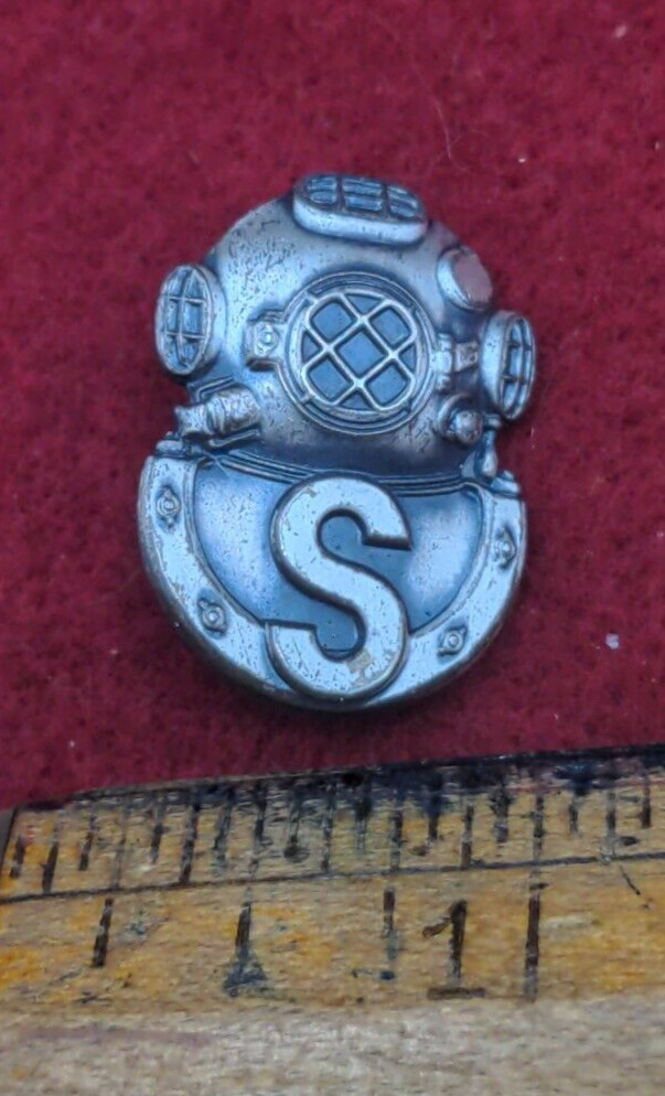 Post WWII/2 US Army salvage diver badge1/20th Silver Filled Krew GI marked.