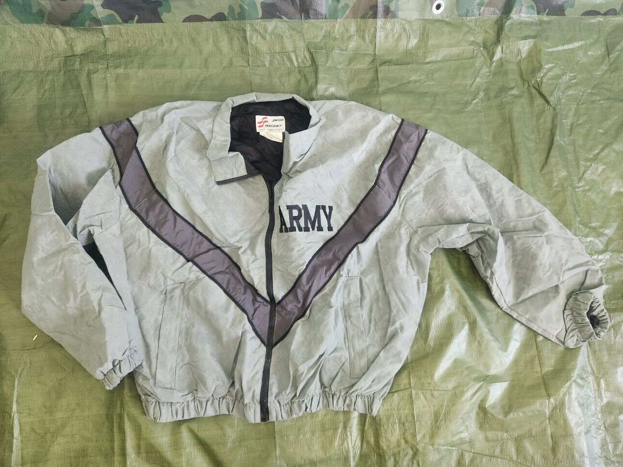 Army Physical Fitness Uniform Jacket, Small-Short, NSN 8415-01-575-4046