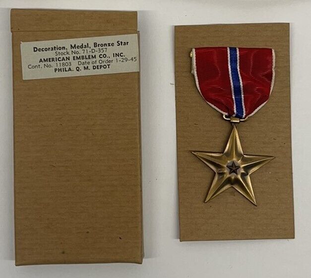 Original Bronze Star Medal In 1945 Box