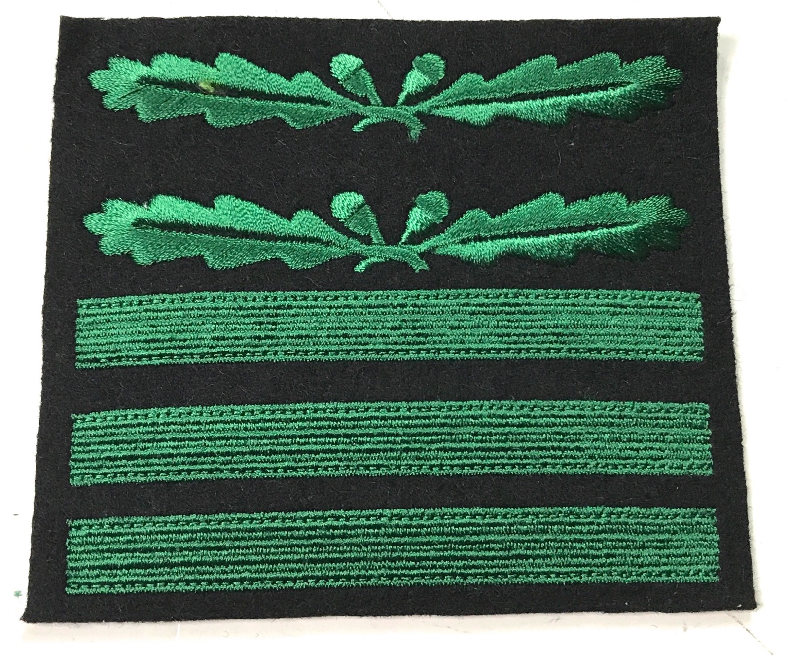 WWII German Waffen Heer Standartenfuhrer Oberst- Camo Rank Sleeve Insignia