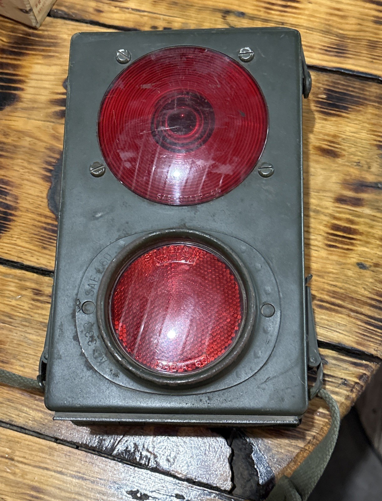Vintage Army ~ Roadside Light Flasher ~  #8387795  Excellent Condition 