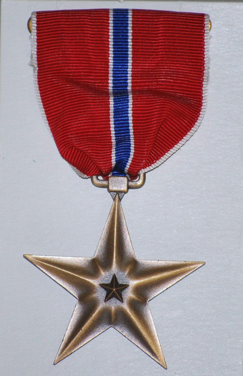 Vintage WWII Bronze Star Medal - Unissued