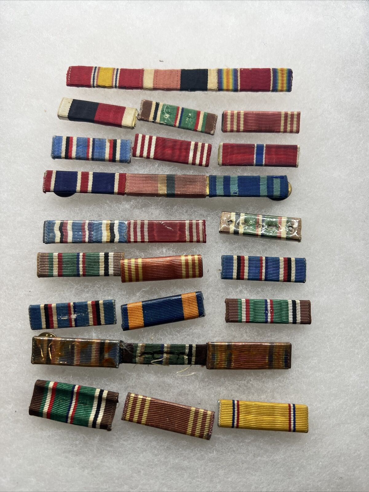 Lot Of WW2 / 1950s US Military Ribbon Bars (V47