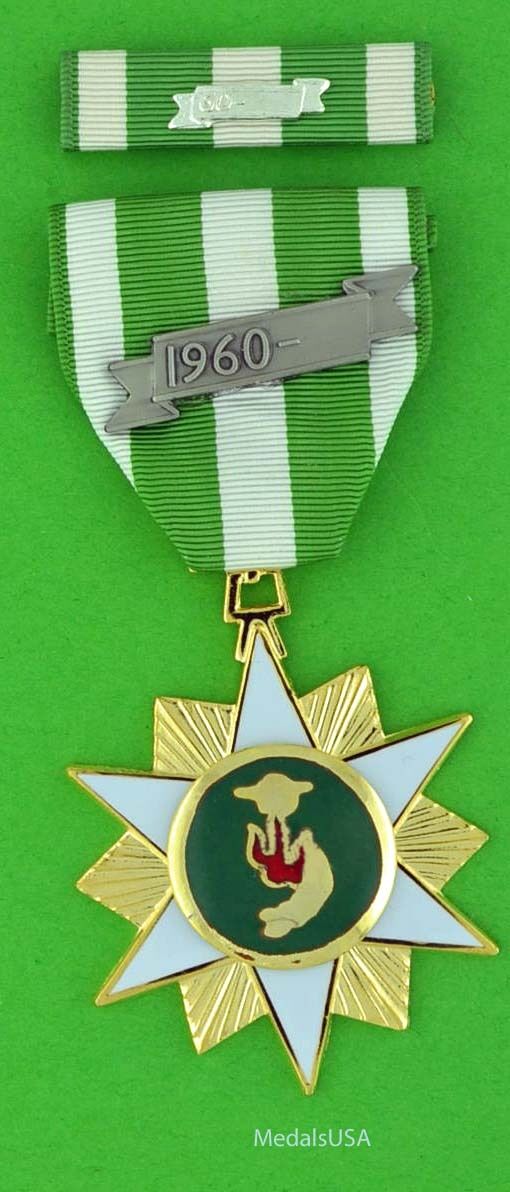 Vietnam Campaign Medal & Mounted Ribbon Bar - Full Size, USA Made - Republic of 