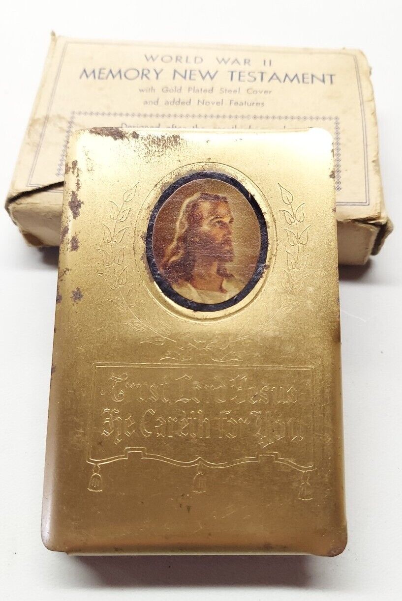 Rare WW2 Heart Shield Gold-Plated Soldier's Pocket Bible Memory New Testament 