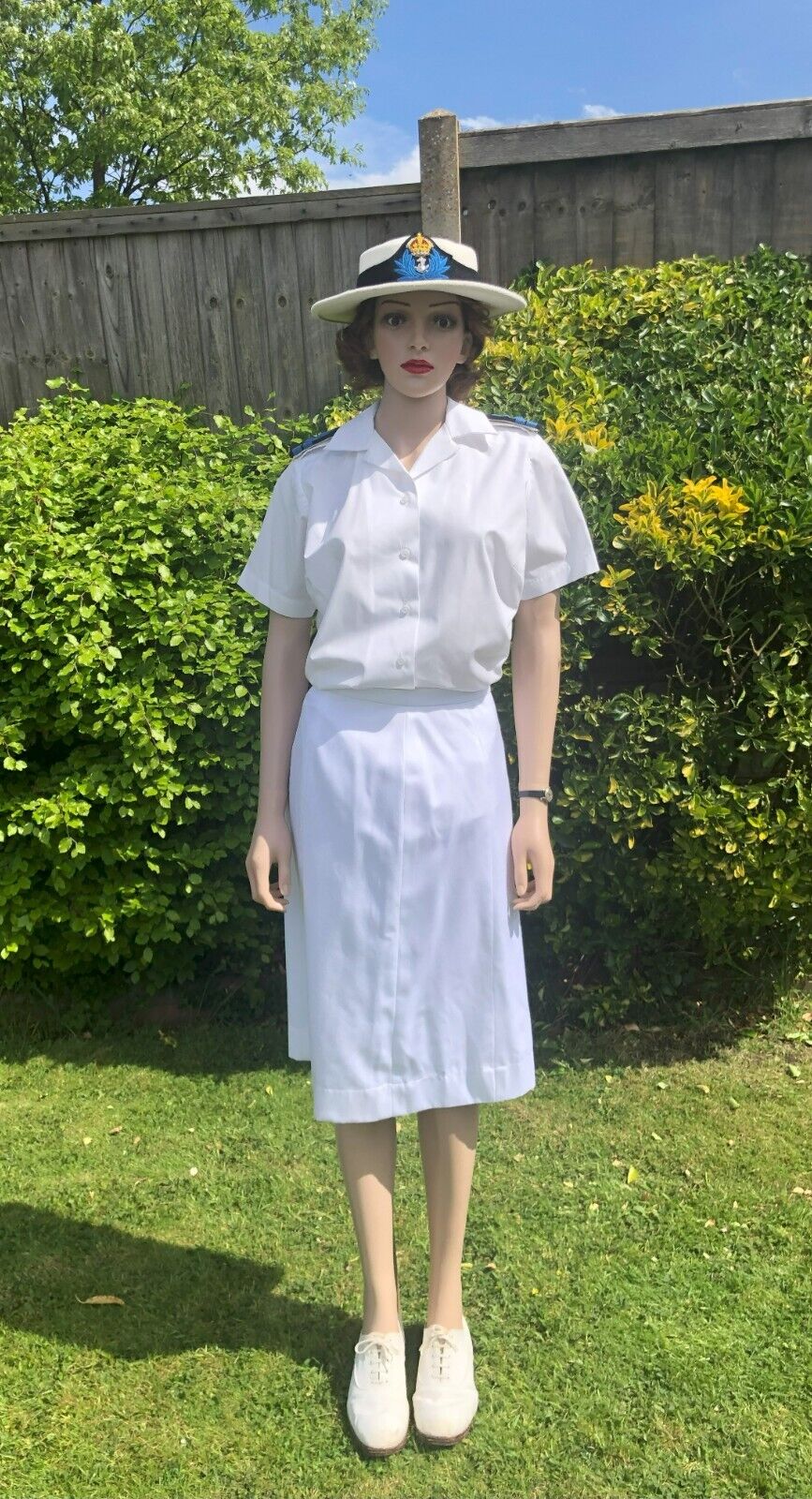 Size 10 WW2 Style WRNS Wren Officer's Tropical Uniform with hat