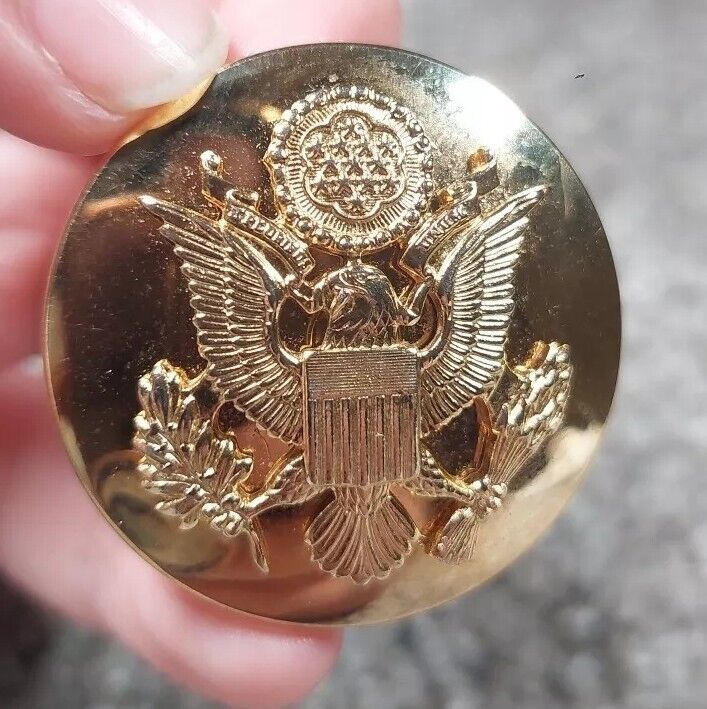 Vtg Authentic United States Military Golden USA Eagle Hat Cap Pin Badge W/ Back