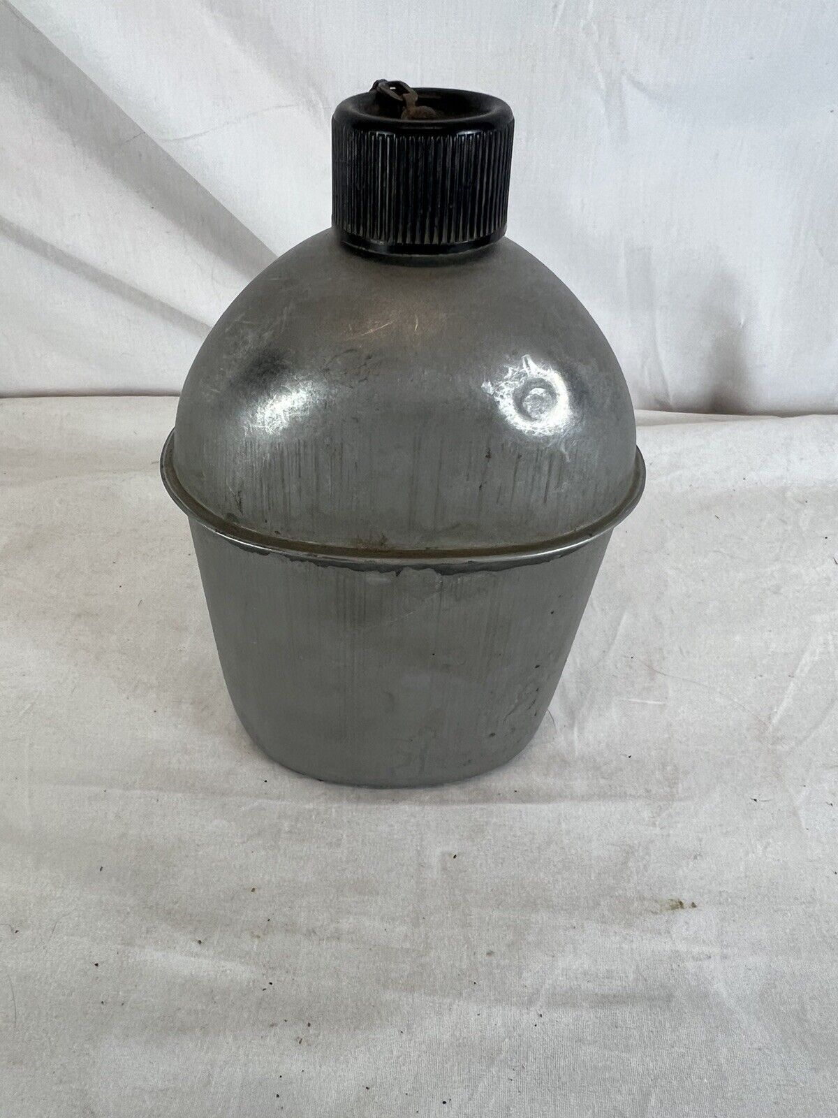 WW2 US Army Canteen S M Co. 1943 Date