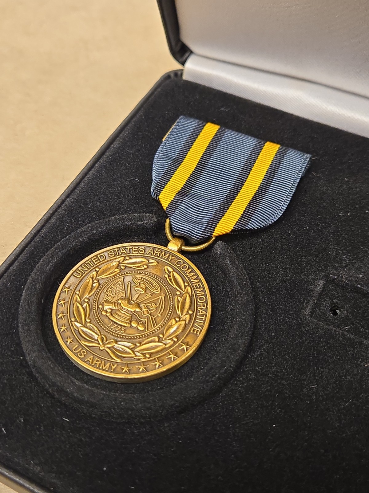 United States Army Commemorative Service Medal In Original Case 1776-2000 Rare 
