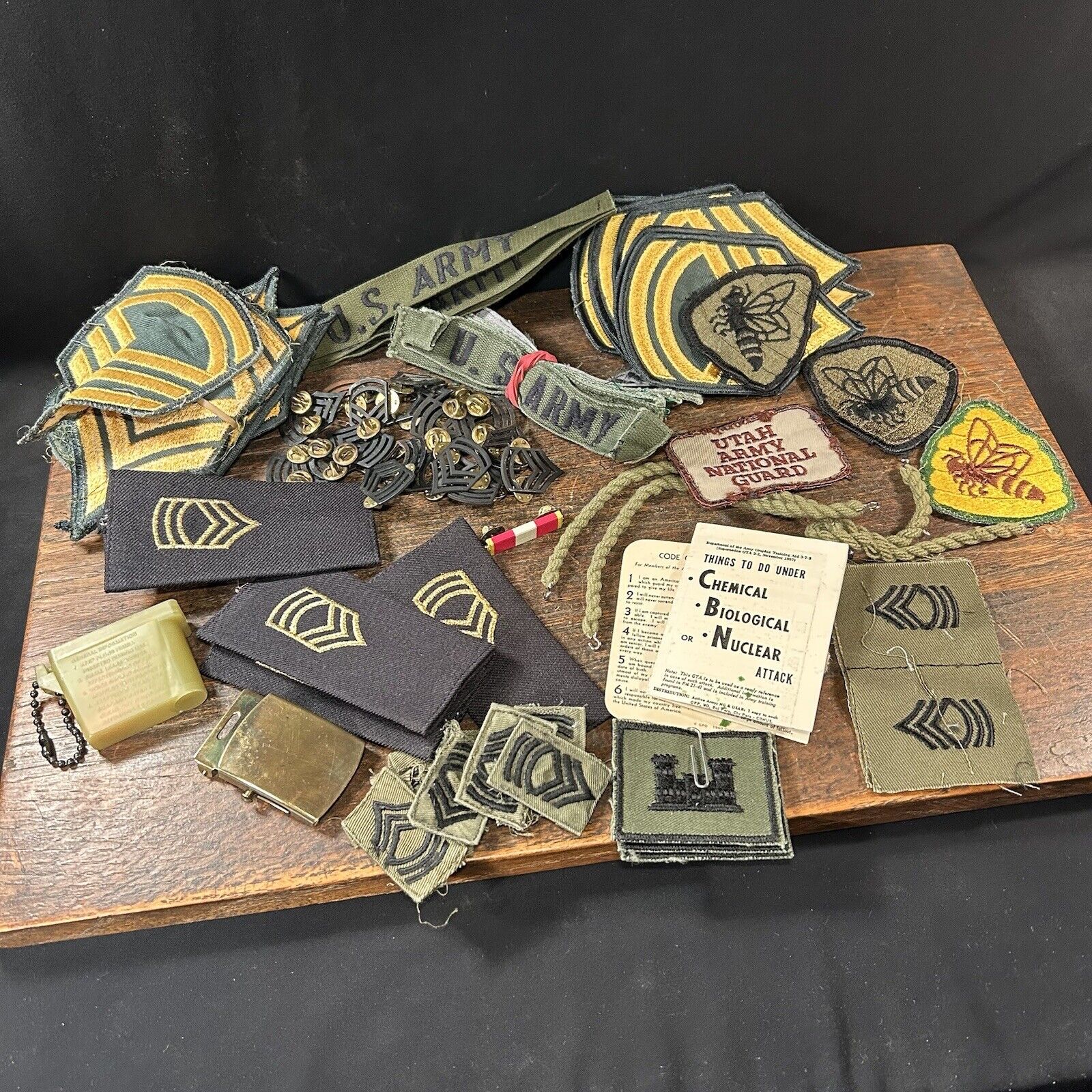 Vintage US Military Lot Army Pins Patches Etc Utah National Guard PRIORITY MAIL