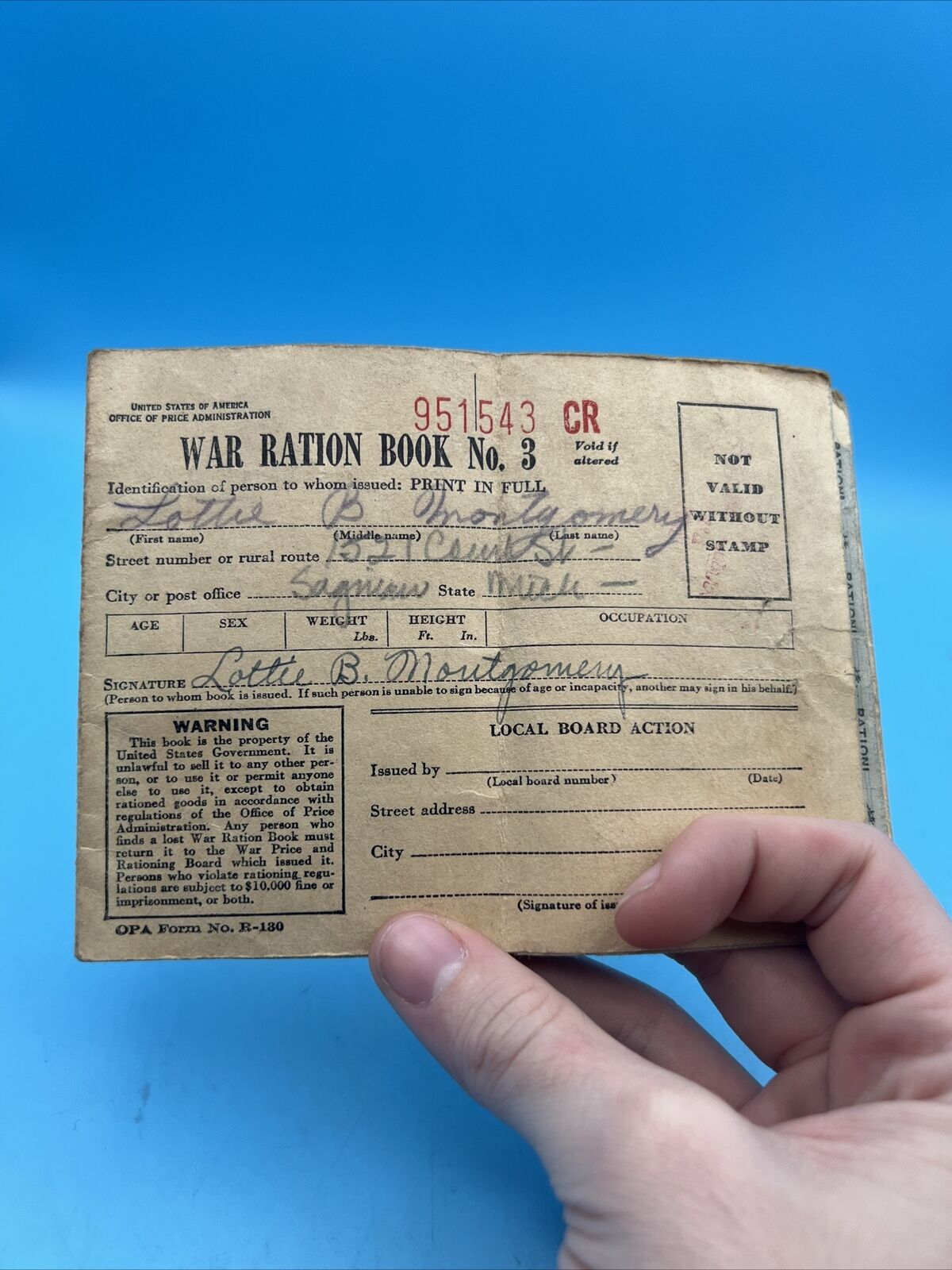 WAR RATION BOOK NO. 3 w/ STAMPS WWII AMERICA UNITED STATES ANTIQUE COLLECTIBLE