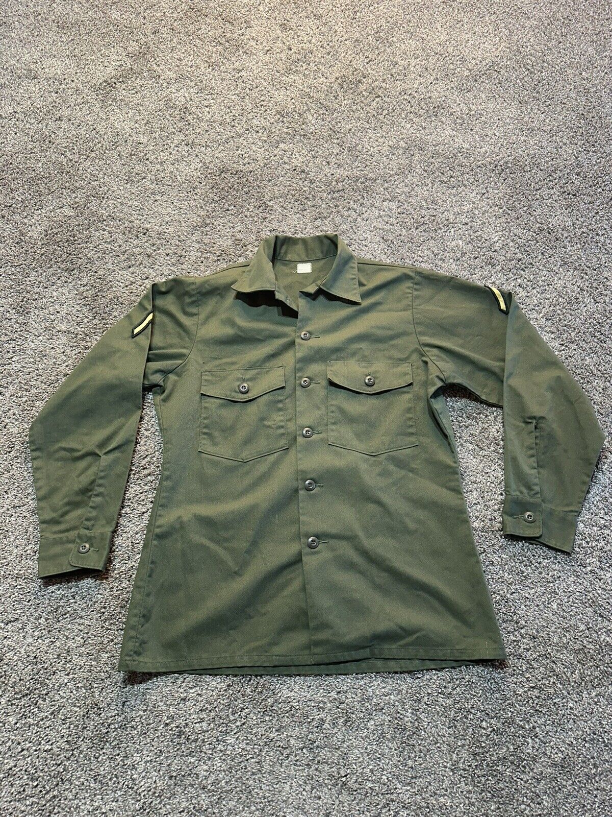 Vintage US Army OG507 Men’s Green Utility Field Shirt Size Large *Flaw* 8751
