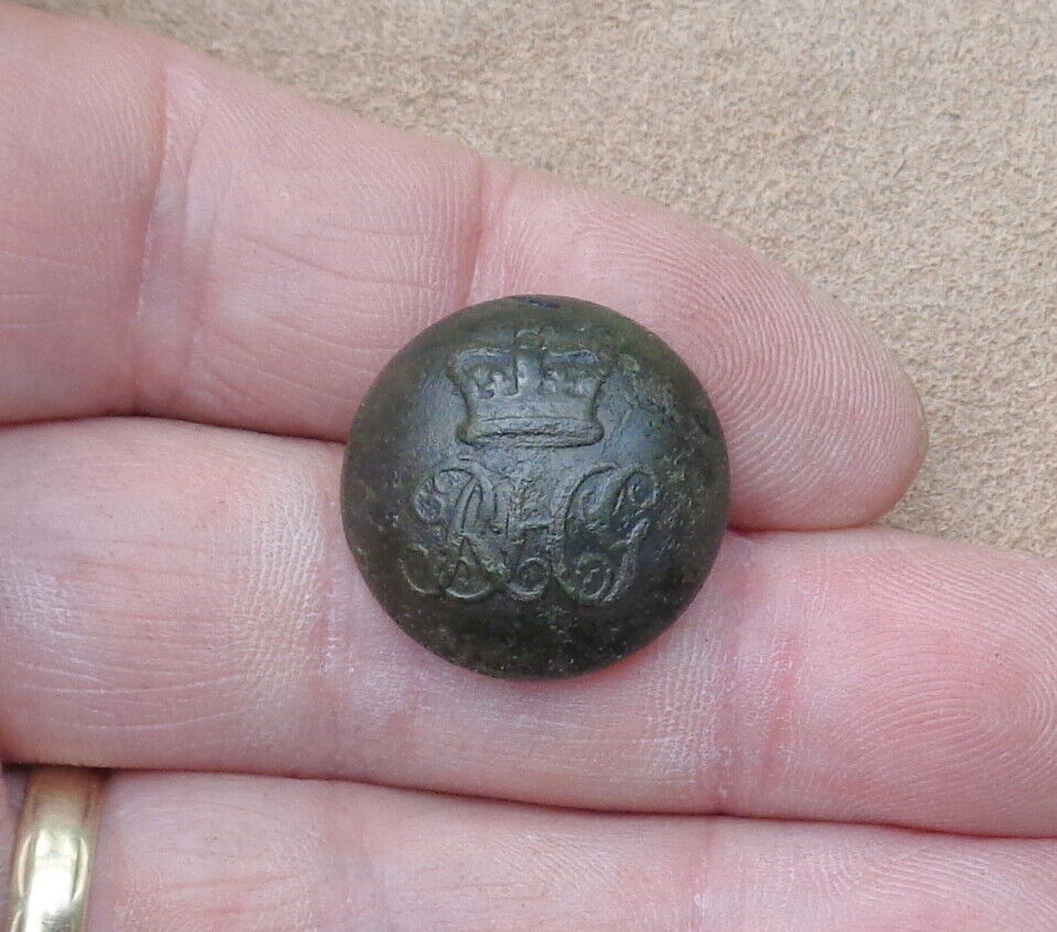 Dug British Uniform Button Royal Horse Guards 1780-1810