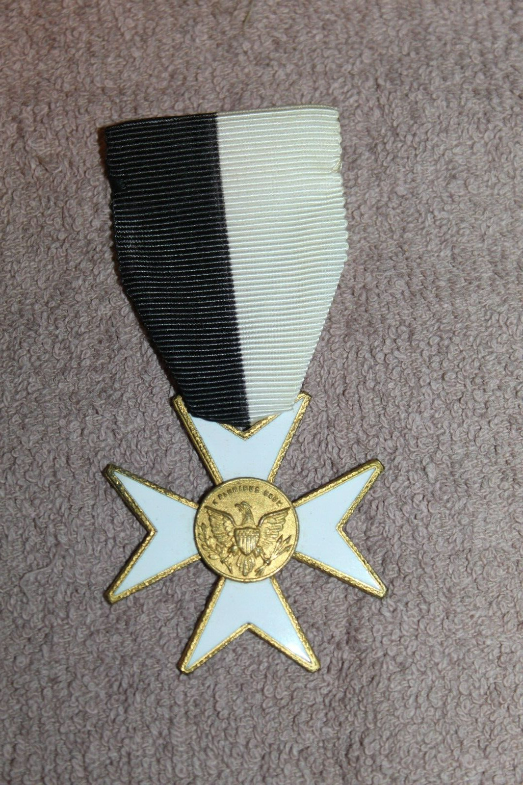 Original WW1 U.S. Veteran\'s Morning (Death) Medal w/Full Ribbon & Maker Stamp