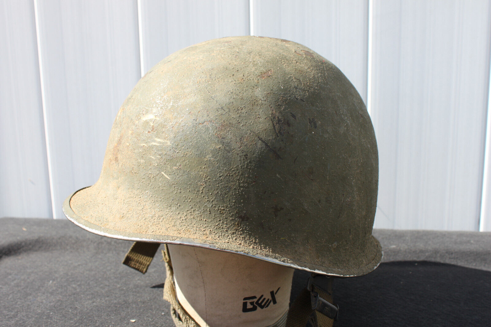 Original WWII WW2 US Army USMC M1 Helmet Front Seam *READ*