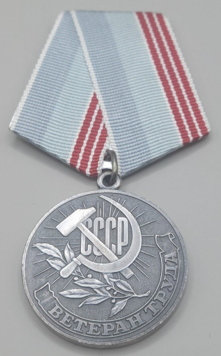 Vintage USSR Soviet Medal for Long Conscientious Labor Veteran Original 34mm B
