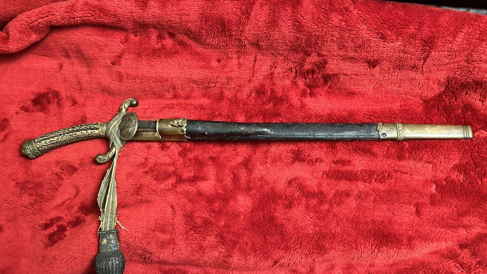 WWI GERMAN HUNTING SHORT SWORD / DAGGER Made in STUTTGARD  Original Scabbard
