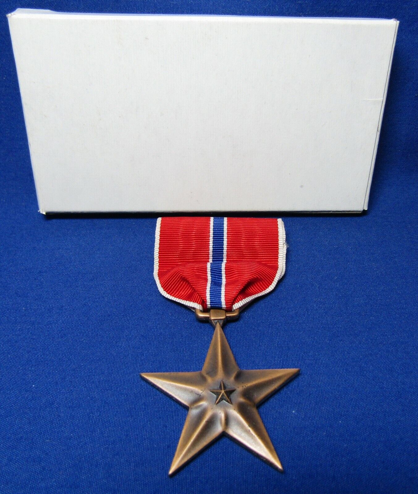 WWII Bronze Star Medal With Original Box VERY NICE CONDITION