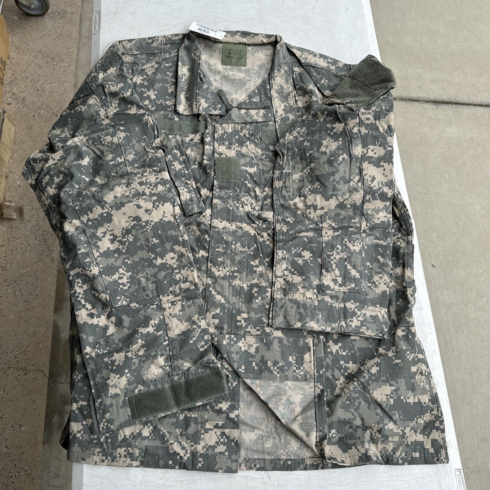 US Army 8415-01-519-8609 ACU Digital Camo Ripstop Army Combat Coat XL, X Long