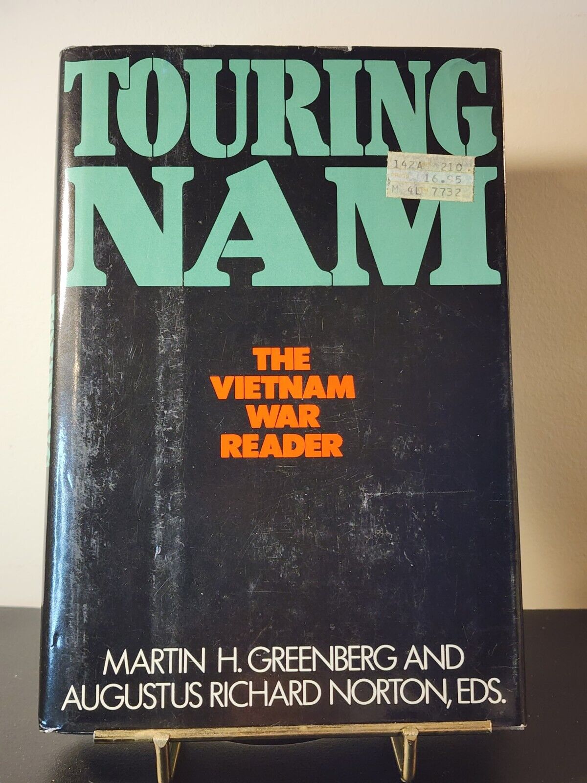 US Vietnam Touring Nam The Vietnam War Reader Reference Book