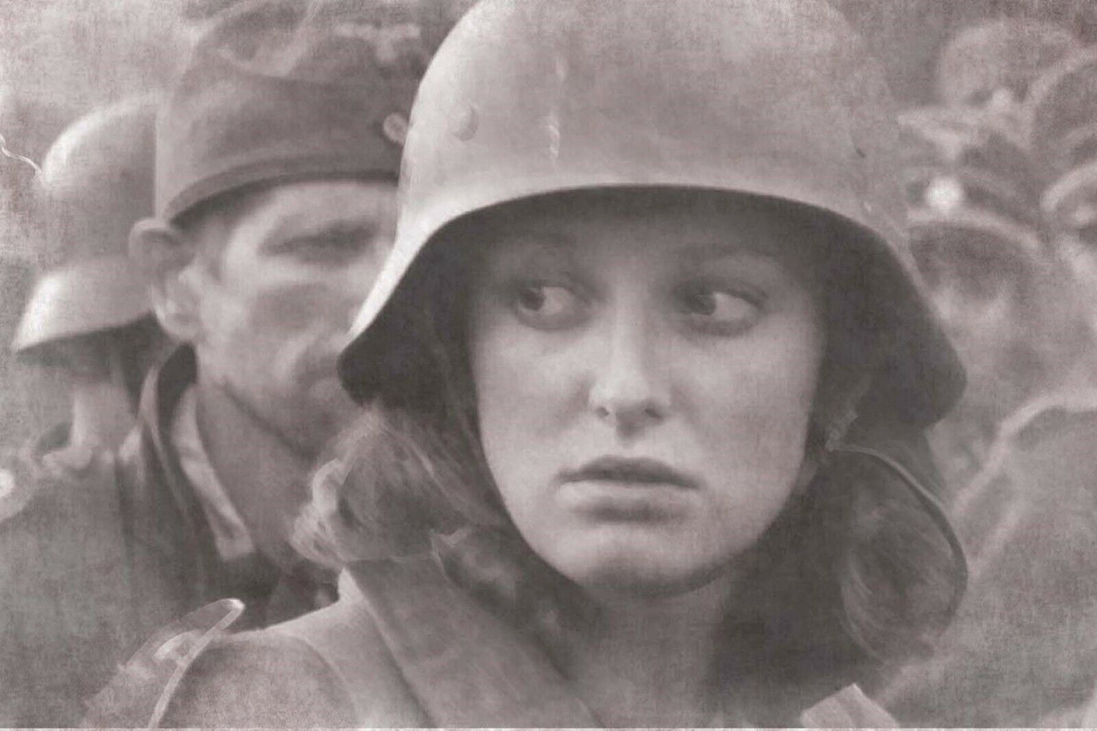 germany woman WW2 Photo Glossy 4*6 in W015