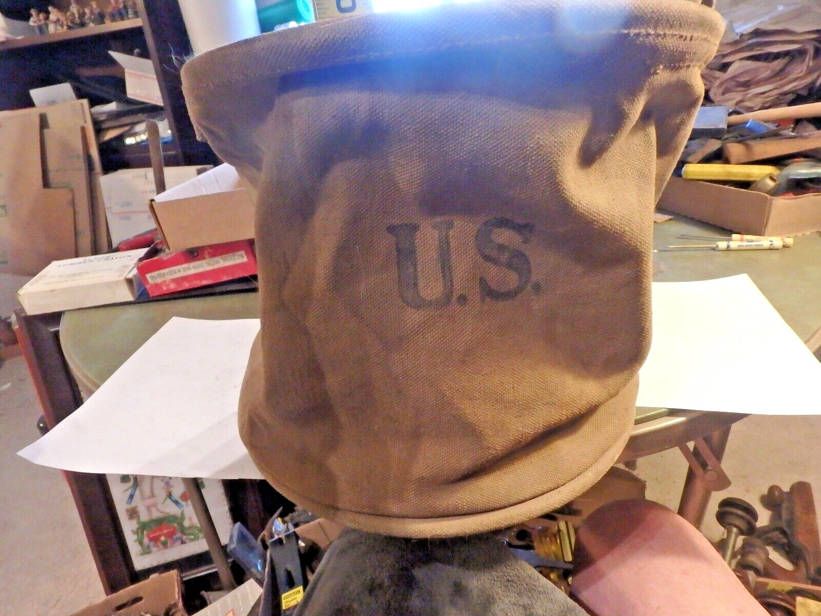 1D  - vintage US  military canvas bucket w. handle